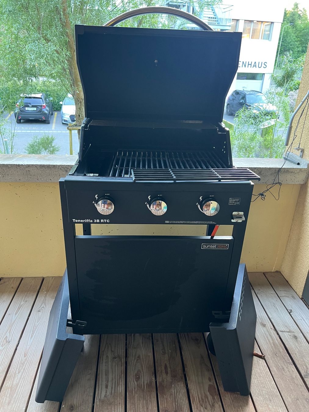 Griglie: Gas-Grill – Usato da Sennhof venduto da dar_x6zm 6