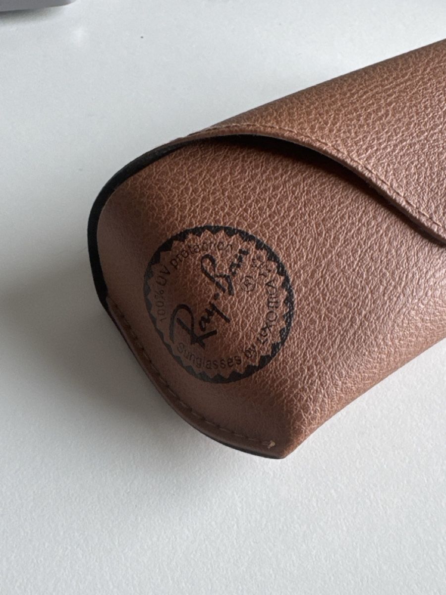 Ray-Ban Occhiali & Lenti: Rayban case for sunglasses  – Nuovo (secondo la descrizione) da Zürich venduto da ivn_pr75 1
