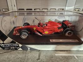 Kimi Räikkönen Ferrari F2007 F1 Modellauto in 1:18