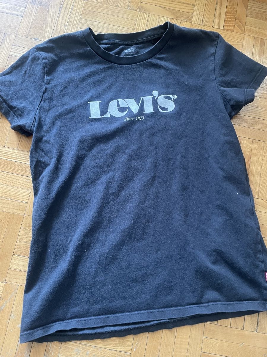 Levi's T-shirt: LEVI'S t.Shirt gr S – Usato da Gutenswil venduto da Bregenzer8610