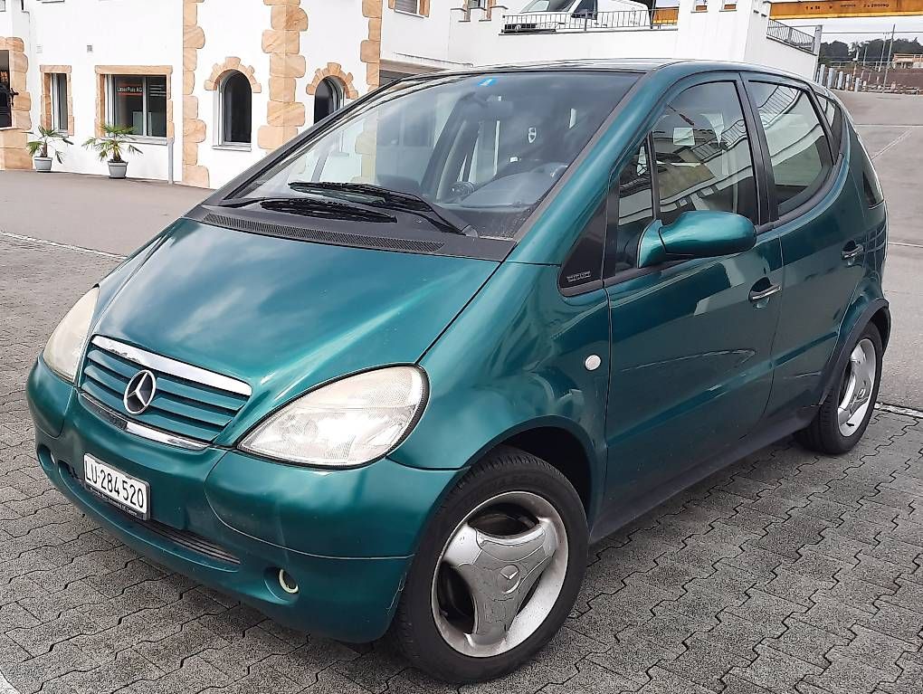 Mercedes-Benz Automobili: Merzedes-Benz A 160 – Usato da Gisikon venduto da 67peterpan