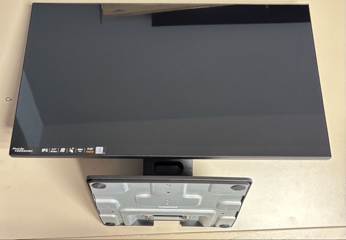 Monitor: Ecran tactile iiyama ProLite T2252MSC 21" Full HD – Nuovo e nell'imballaggio originale da Neuchâtel venduto da gui_c76s