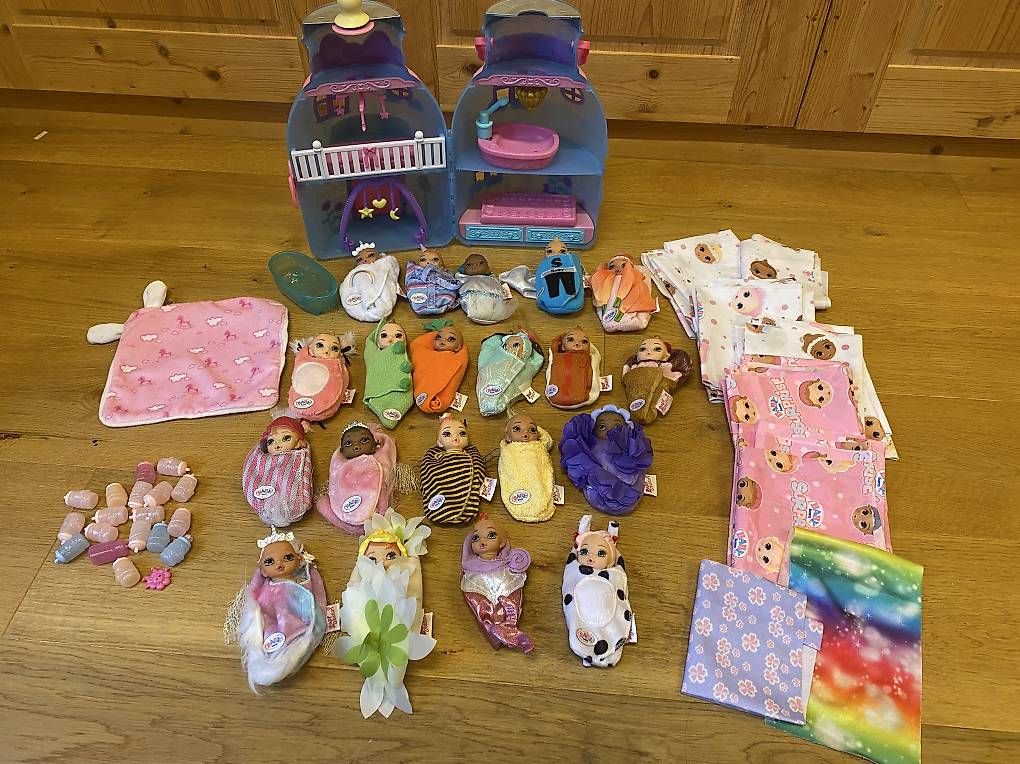 Zapf Creation Bambole: Grosse Sammlung Baby Born Surprise – Usato da Pontresina venduto da febata