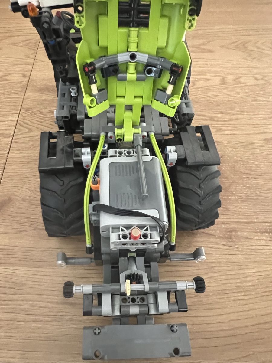 Technics Kit di costruzioni: Lego Technic Claas Xerion 5000 – Usato da Zunzgen venduto da Snoopy1993 5