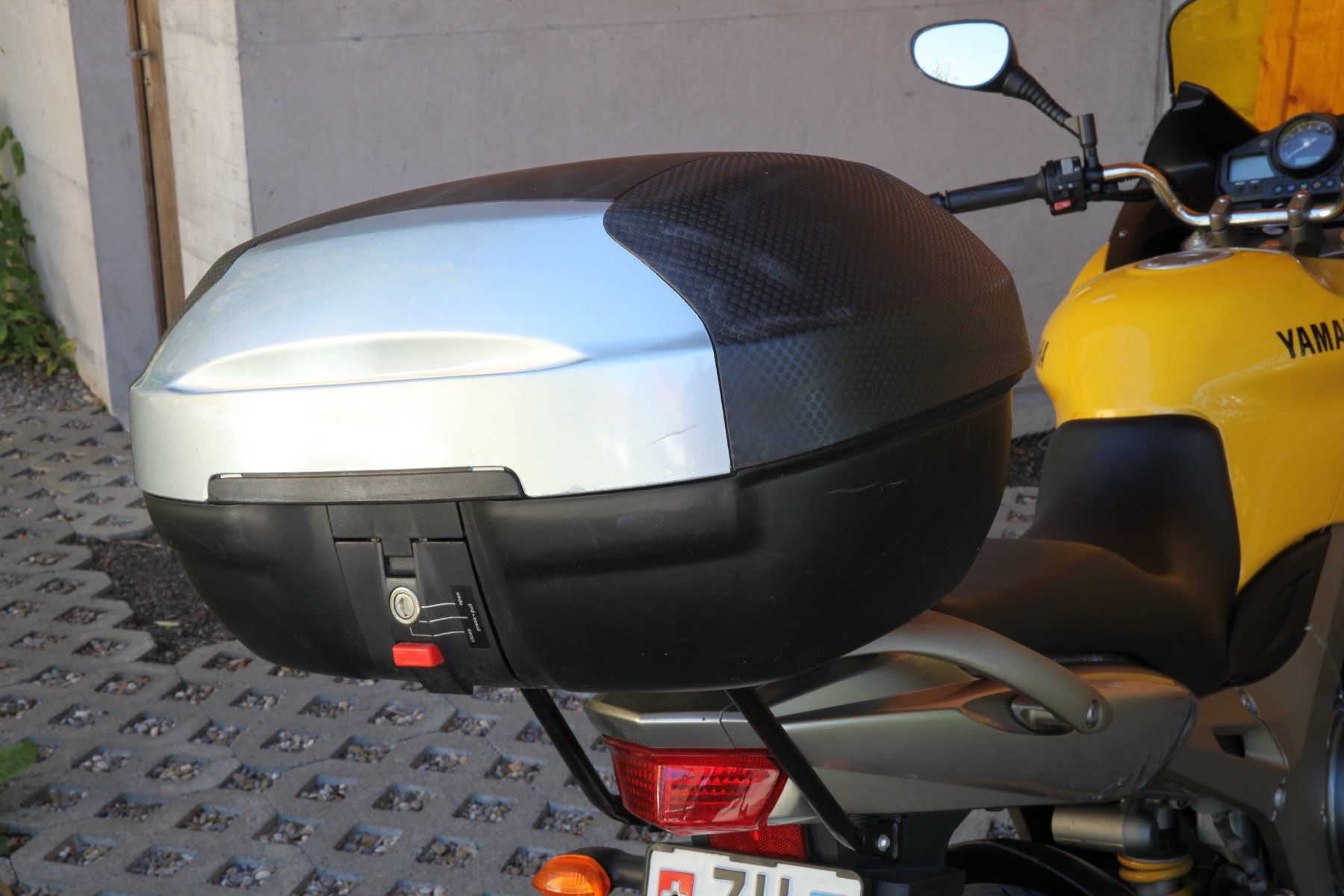 Yamaha Touring: Yamaha TDM 900, gelb / silber – Gebraucht aus Dietikon von Idefix66 3