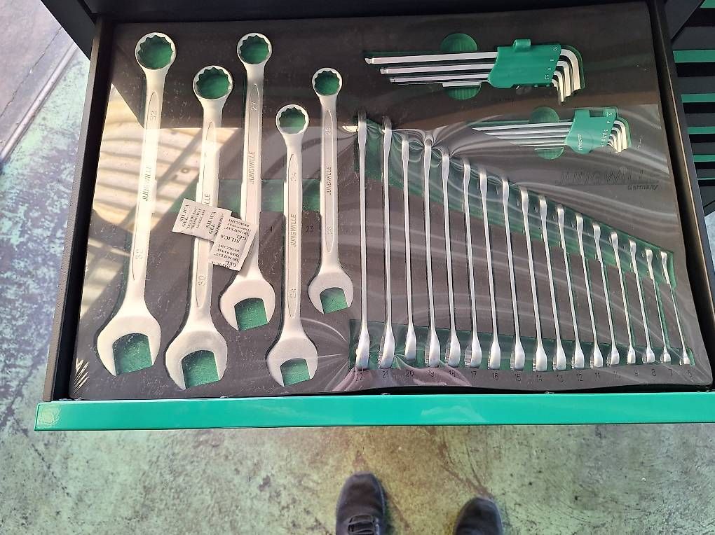 Tutti gli attrezzi: Chariot outillage neuf – Usato da Champagne venduto da bar_mm8x 2