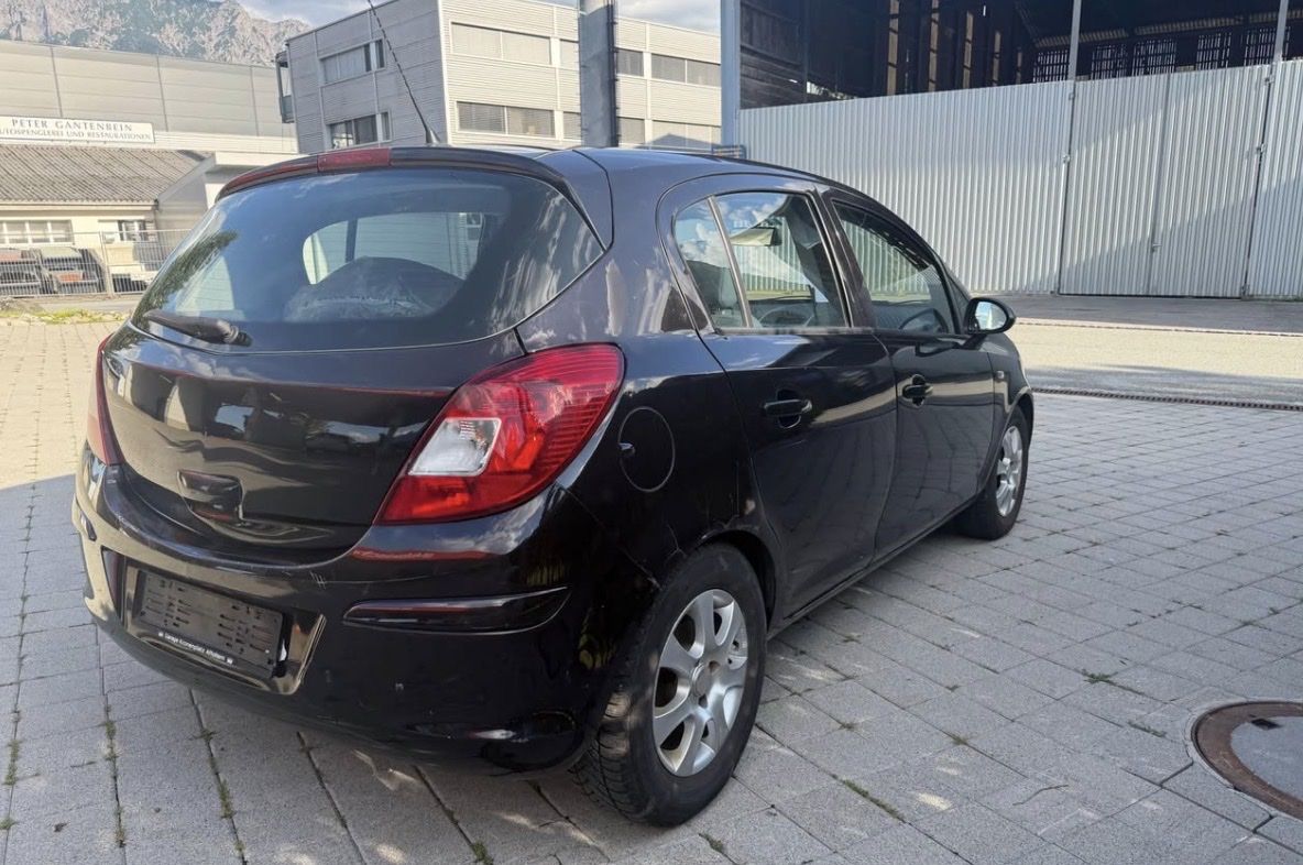 Opel Automobili: Opel Corsa 1.4 2008 – Usato da grabs venduto da armend..00 3
