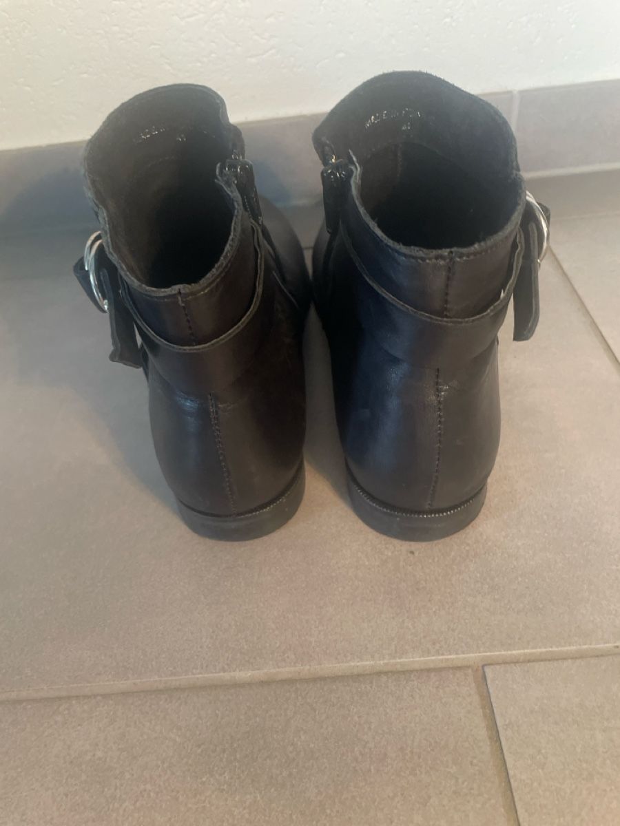 Scarpe da donna: Elegante Lederstiefeletten, schwarz, Grösse 41 – Nuovo (secondo la descrizione) da Wil SG venduto da Wanessamoccia17 2