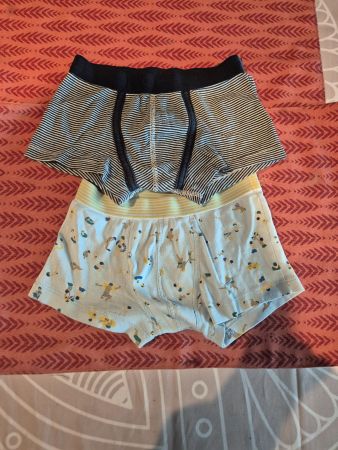 Bequeme Unterhosen-Boxer  Petit Bateau Grösse 128.