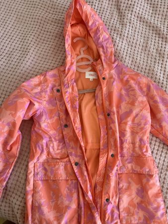 Regenjacke s.Oliver orange gemustert Grösse 140 Zustand gut
