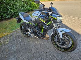 KAWASAKI Z650 / NUR 1.100KM!!/FRISCH AB MFK UND SERVICE!!!
