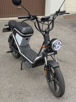 E-Roller 45km/h Vengo Schwarz
