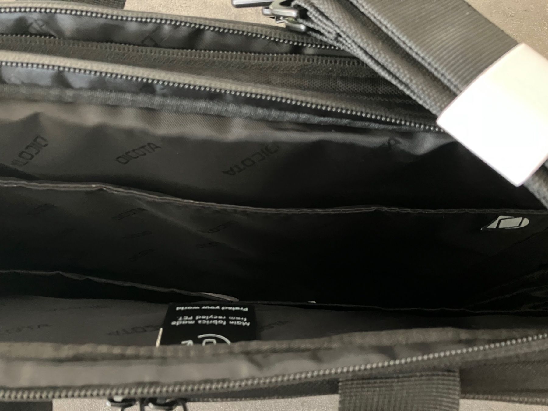 Borse: Dicota Laptop Tasche NEU – Nuovo e nell'imballaggio originale da Sempach venduto da ot.ric 6