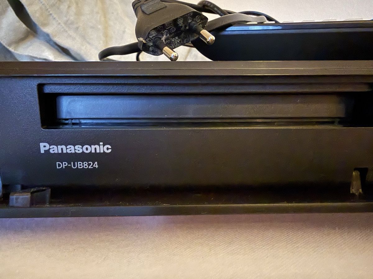 Panasonic Home Cinema: Panasonic DP-UB824 Hybrid – Usato da St.Gallen venduto da Joba3 2