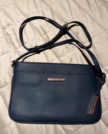 Damentasche der Marke Tommy Hilfiger
