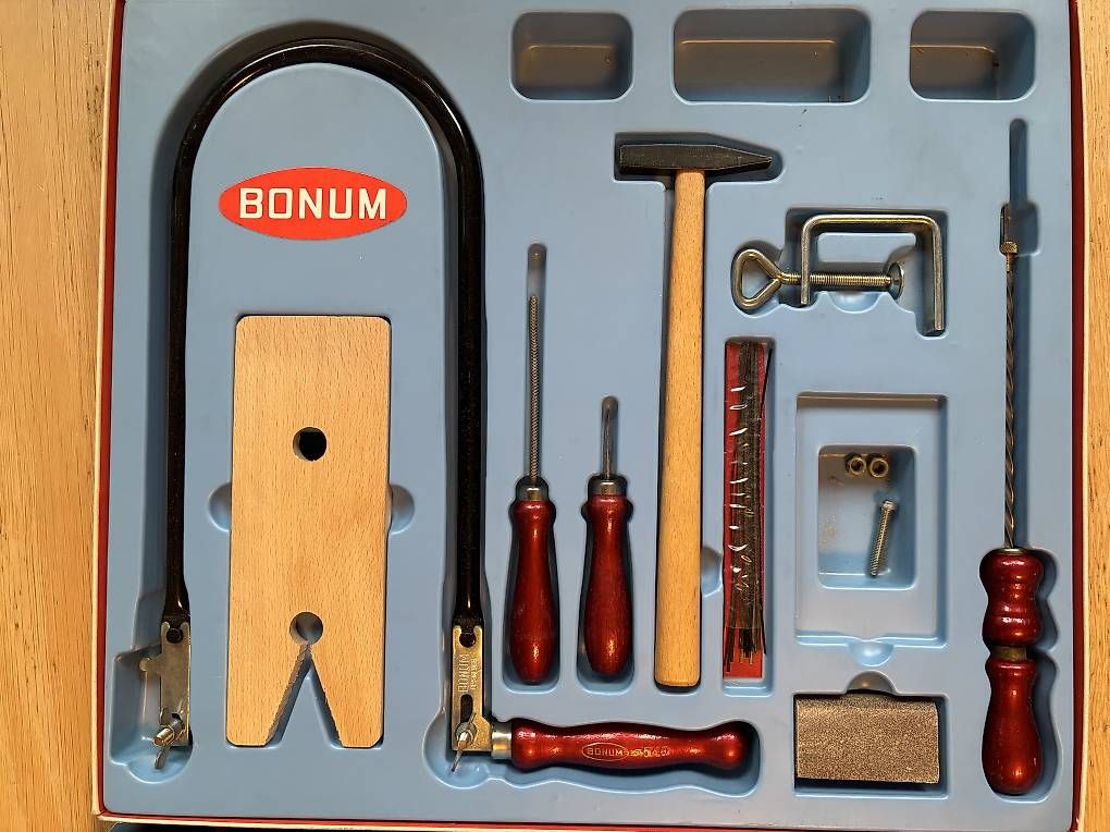 Kit di costruzioni: Modellbau und Bastler Werkzeug Sst – Usato da Bassersdorf venduto da hotrod32 1