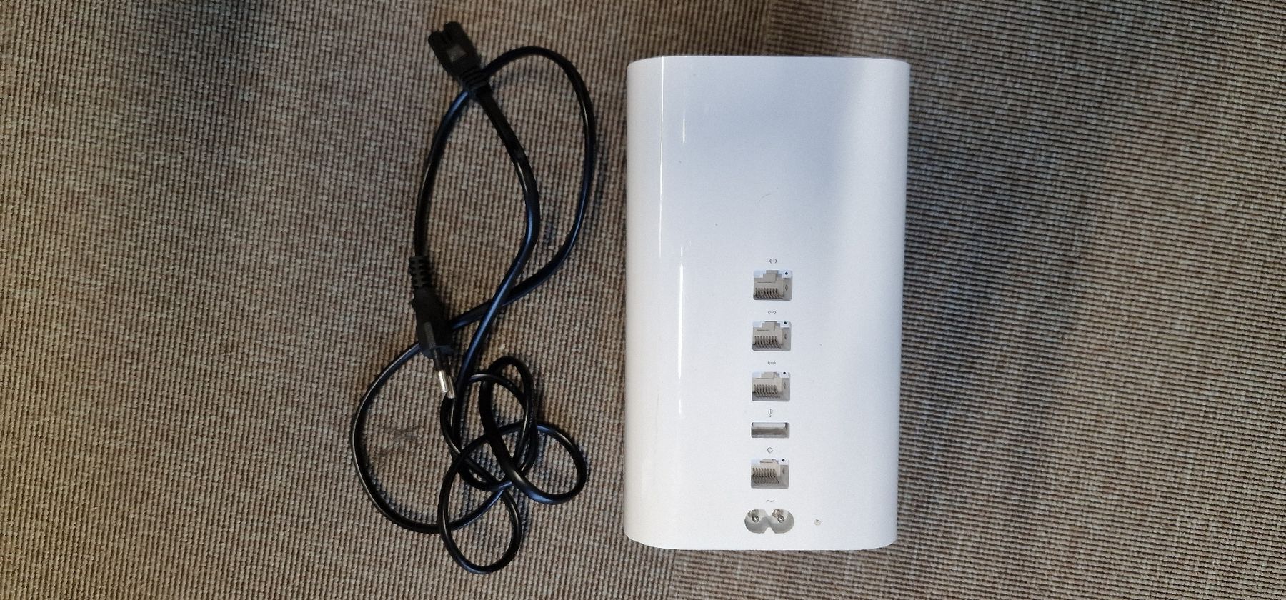 Apple Modem & Router: Apple Airport Extreme – Usato da Gerlafingen venduto da dulifuli 2