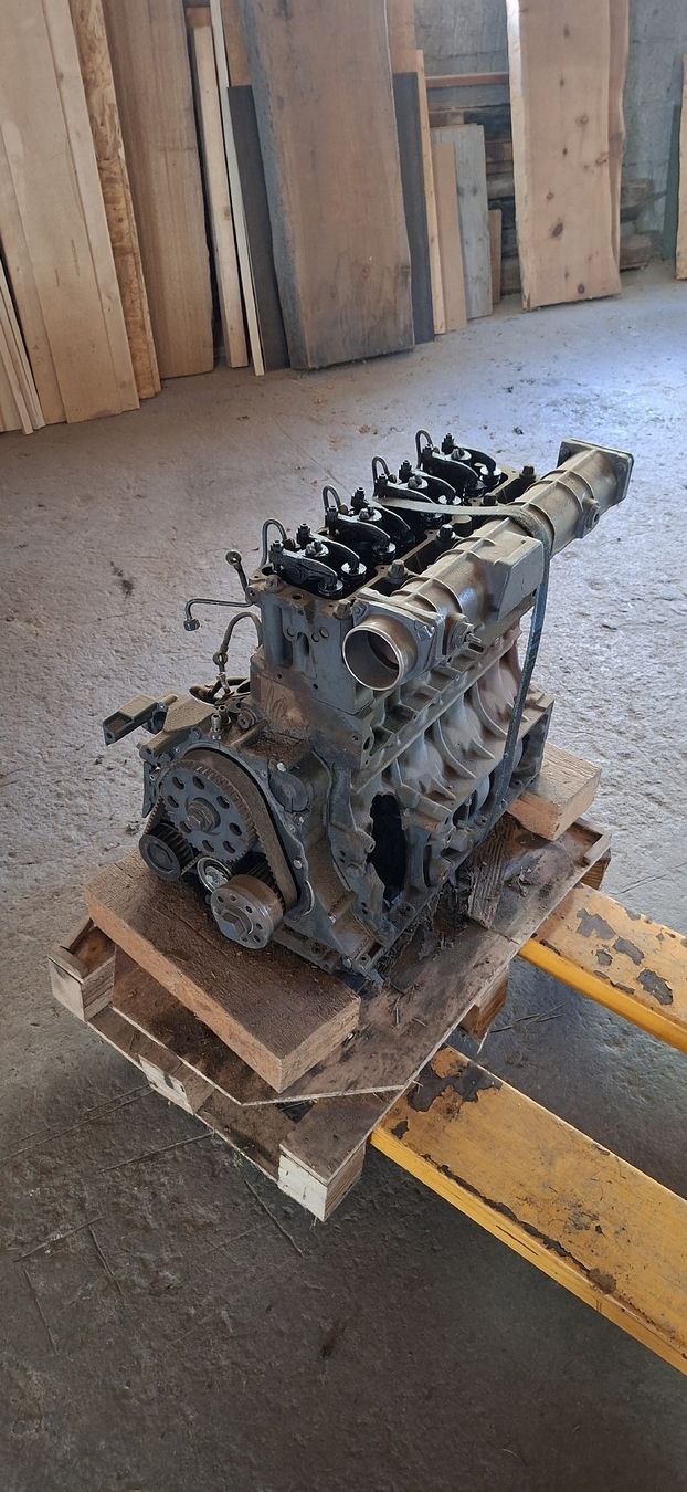 Deutz Motoren: Deutz Motor  – Defekt aus St. Niklaus VS von uel_6tt8 1
