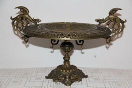 grande coupe centre de table en bronze .