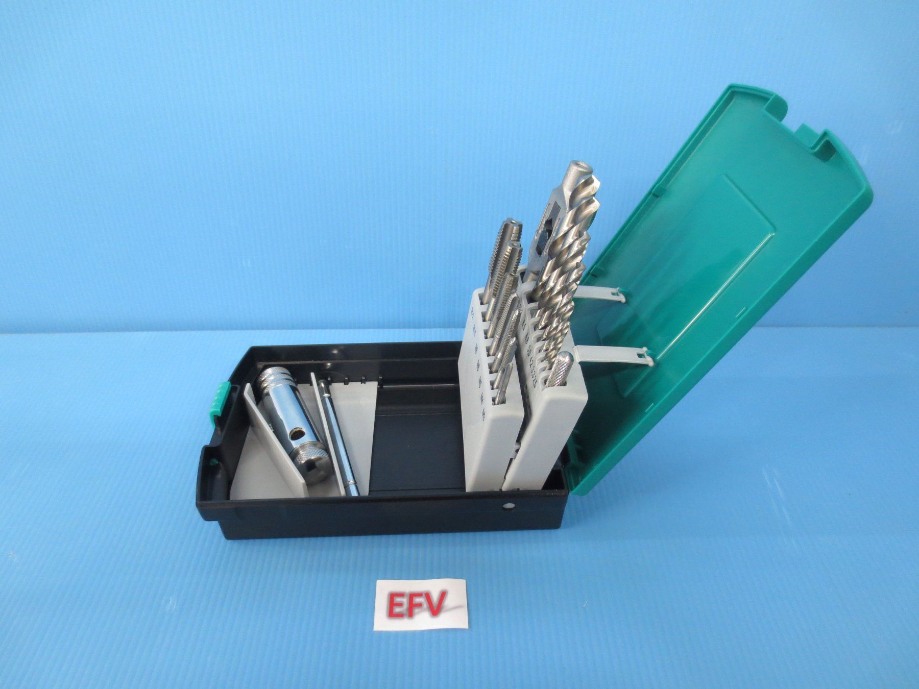 Technocraft Tutti gli attrezzi: Technocraft Gewindeschneider SET M3-M12 Inkl. HSS-G Bohrer – Nuovo e nell'imballaggio originale da Sulz LU venduto da Elektrofachverkauf 2