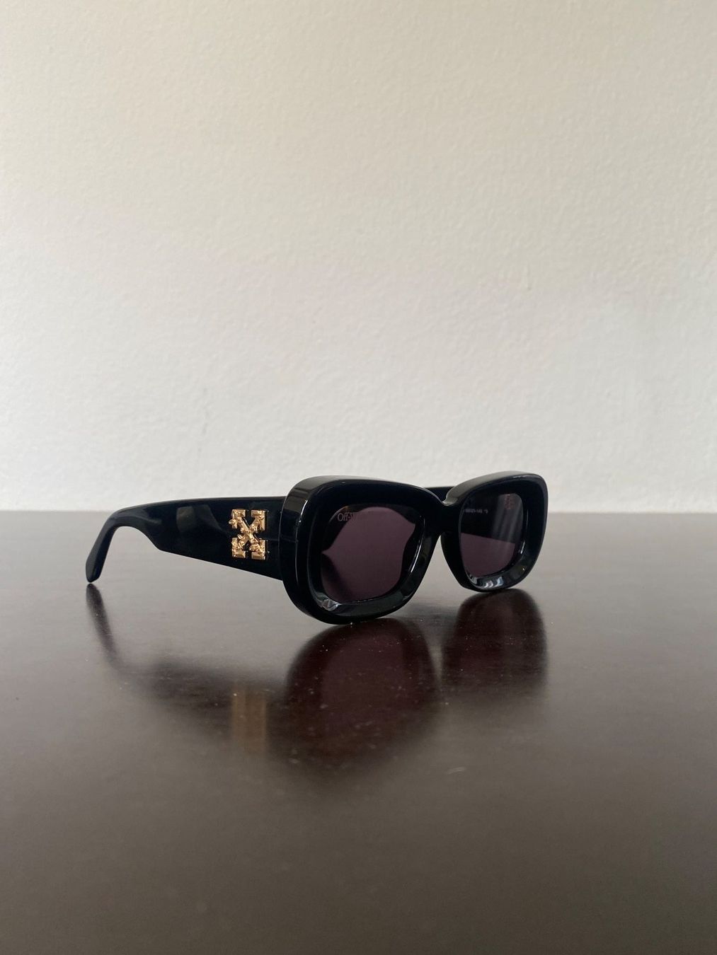 Off-White Occhiali & Lenti: Off-white sunglasses – Nuovo (secondo la descrizione) da Biel/Bienne venduto da Sommer_17 6