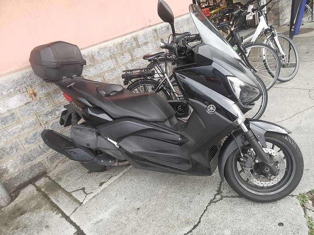 Yamaha Scooter: Yamaha XMAX 400 ABS appena collaudata – Usato da Bellinzona venduto da MISTER.BIKE