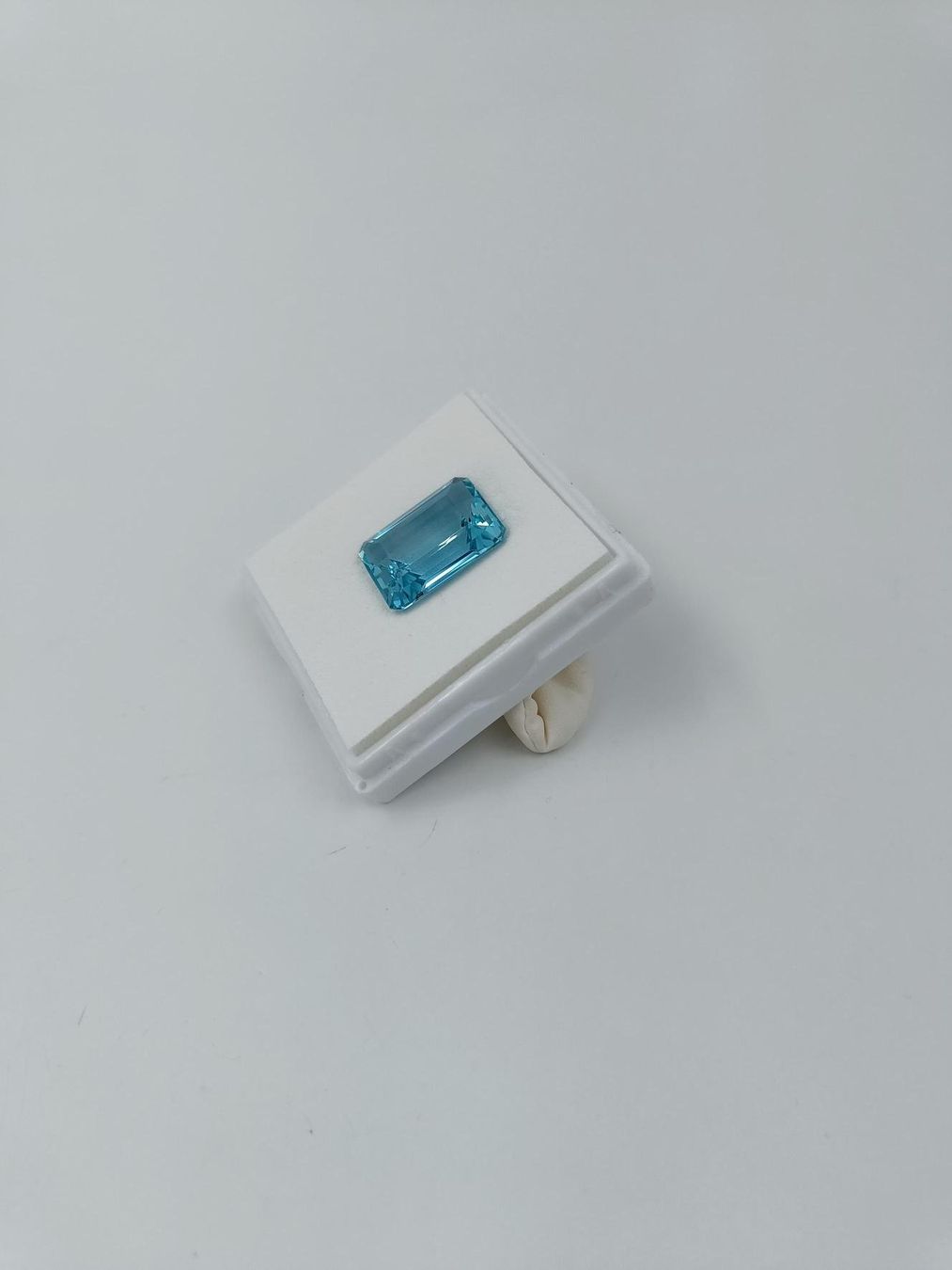 Pierres précieuses: 1 AQUAMARIN 37.93 CT. – D'occasion à Luzern par EdiGem 1