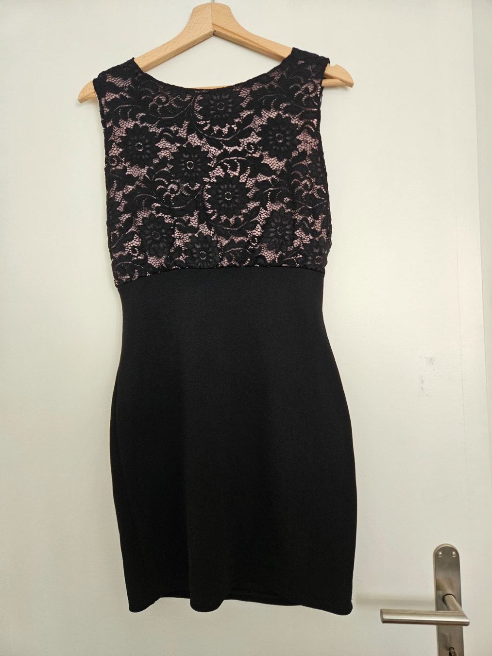 Vestiti: Wunderschönes, schwarzes Kleid Gr.M – Usato da Schaffhausen venduto da sabrina915 5