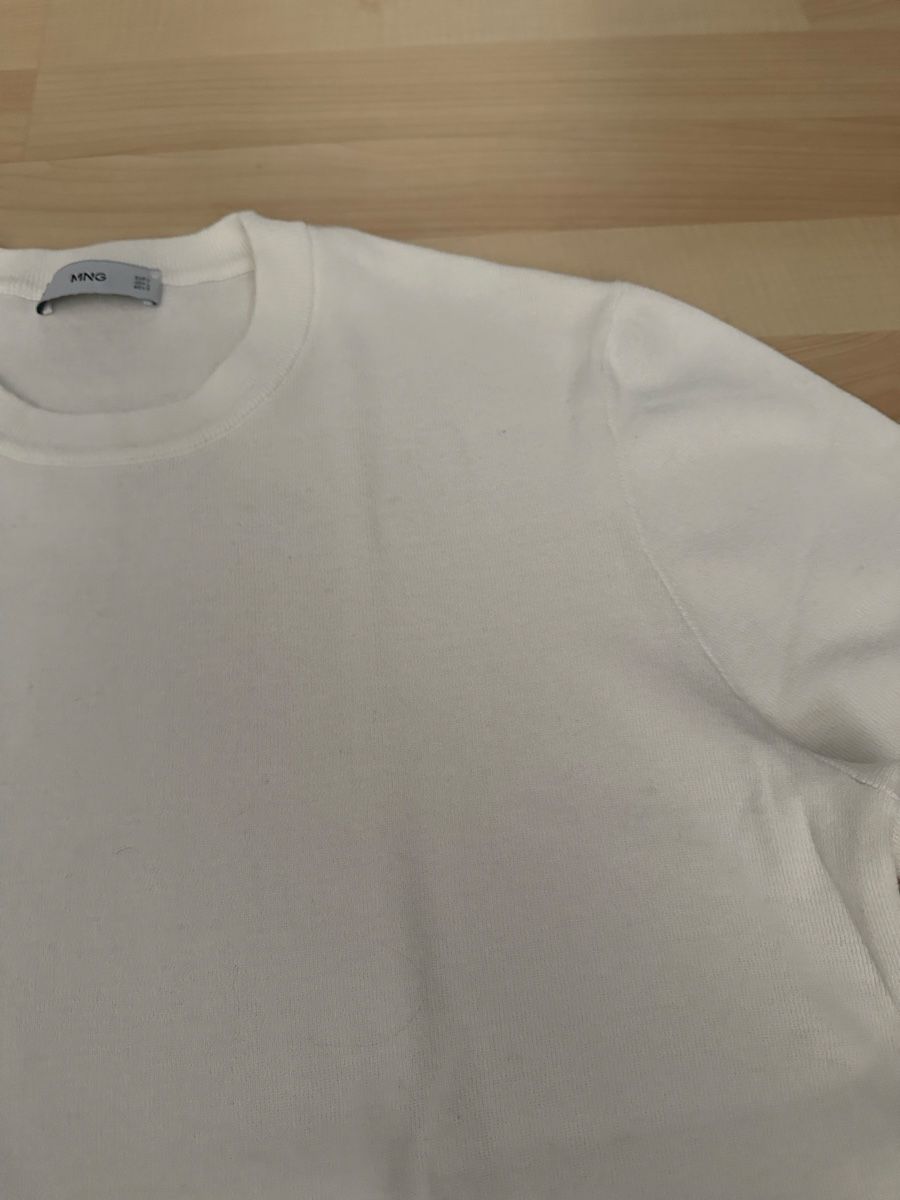 Mango T-shirt: Mango T-Shirt Basic Off White – Nuovo (secondo la descrizione) da Chur venduto da dajan.17 2