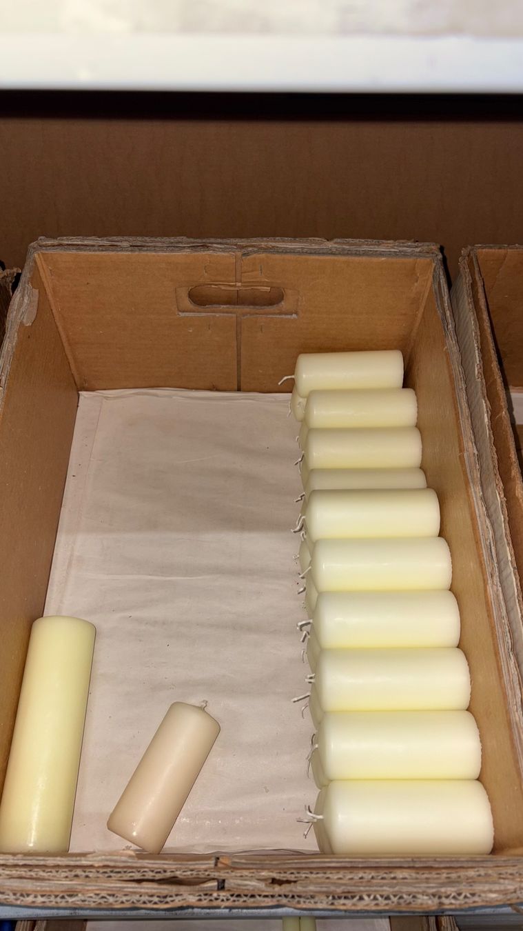 Kerzen: 652 Posten Kerzen aus Liquidation – Neu (gemäss Beschreibung) aus Derendingen von Meisterstuecke 1