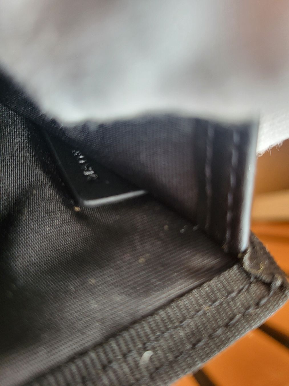 Bally Brieftaschen: Originale Bally-Geldbörse – Neu und originalverpackt aus Zweisimmen von Adorable 7