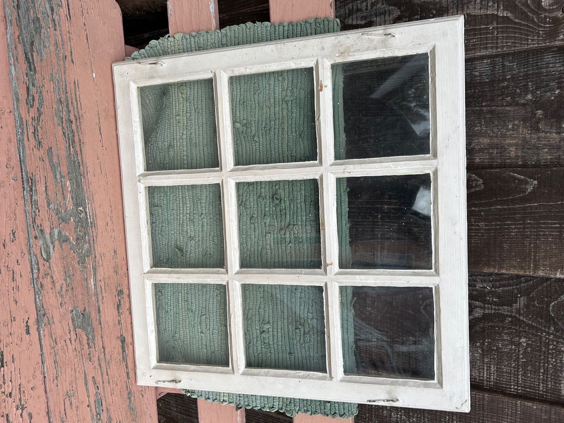 Finestre: Ein wunderschönes kleines Sprossen Fenster – Usato da Gwatt (Thun) venduto da ate_6ng8 8