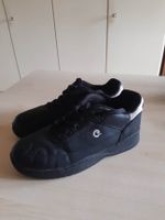 Schwarze Laufschuhe/Turnschuhe, Gr. 37