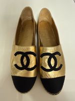 CHANEL Espadrilles Gold/Schwarz – Gr. 39 – ungetragen
