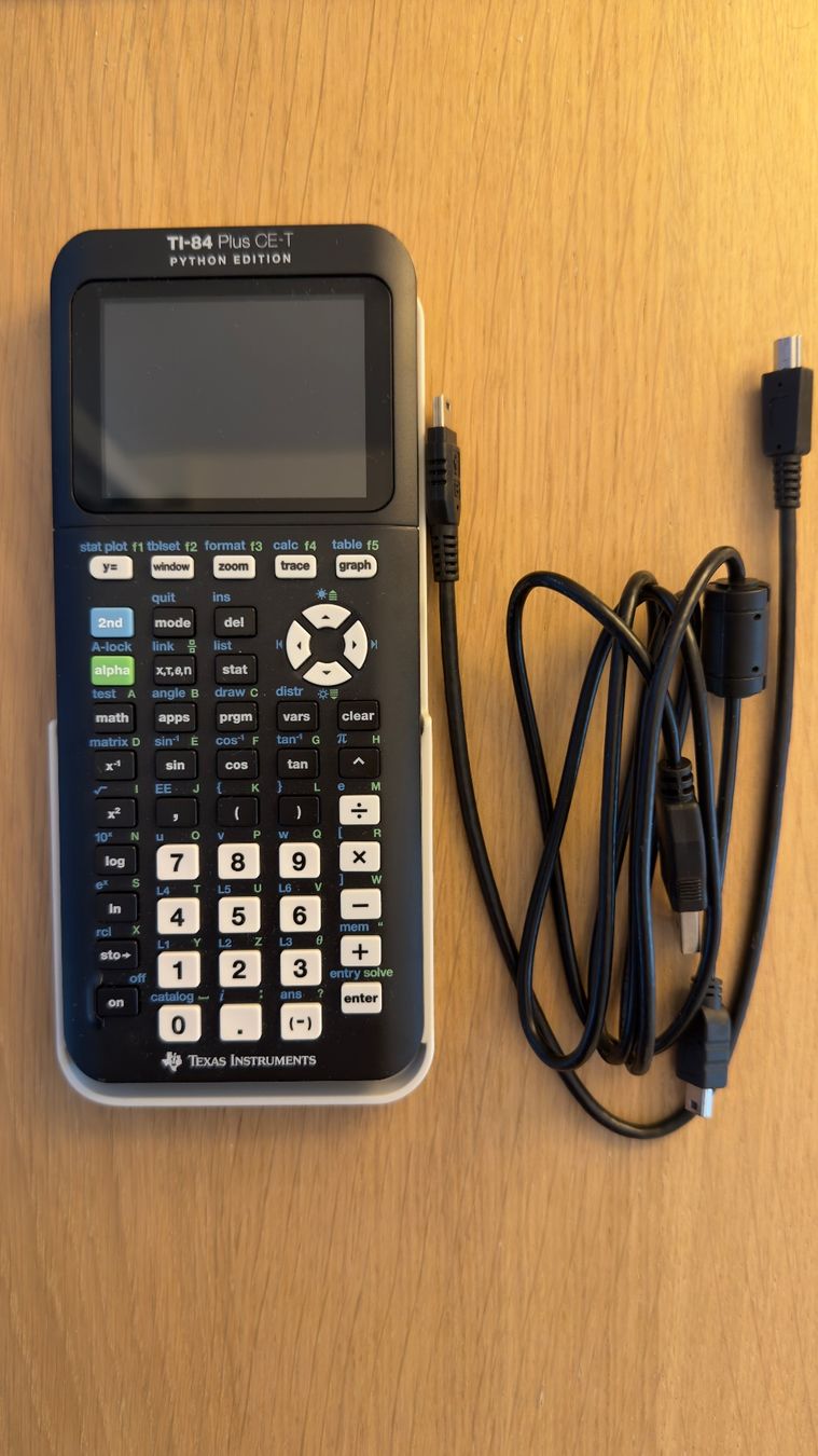 Texas Instruments Calcolatrici tascabili: Texas Instruments TI-84 Plus CE-T Python Edition – Nuovo (secondo la descrizione) da Neuenhof venduto da MagicBear57 1