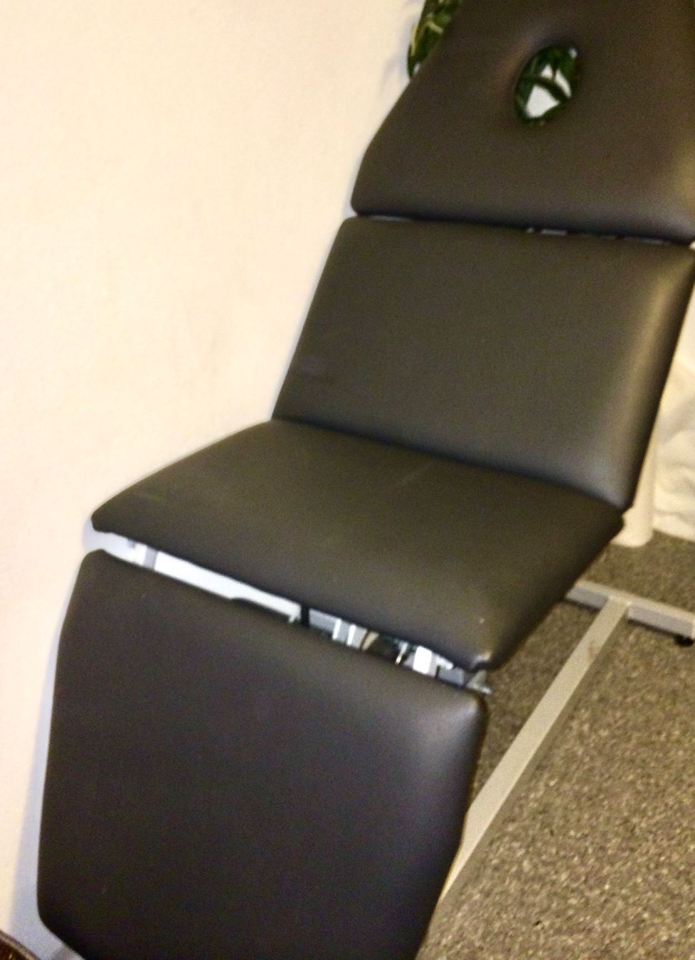 Sedie a sdraio: Massage / Behandlungsliege – Usato da Kloten venduto da Teo3ko