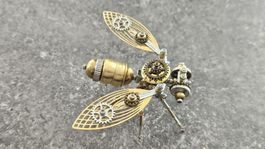 Statue 3D en métal assemblé d'une abeille – Steampunk