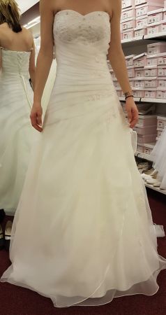 Hochzeitskleid