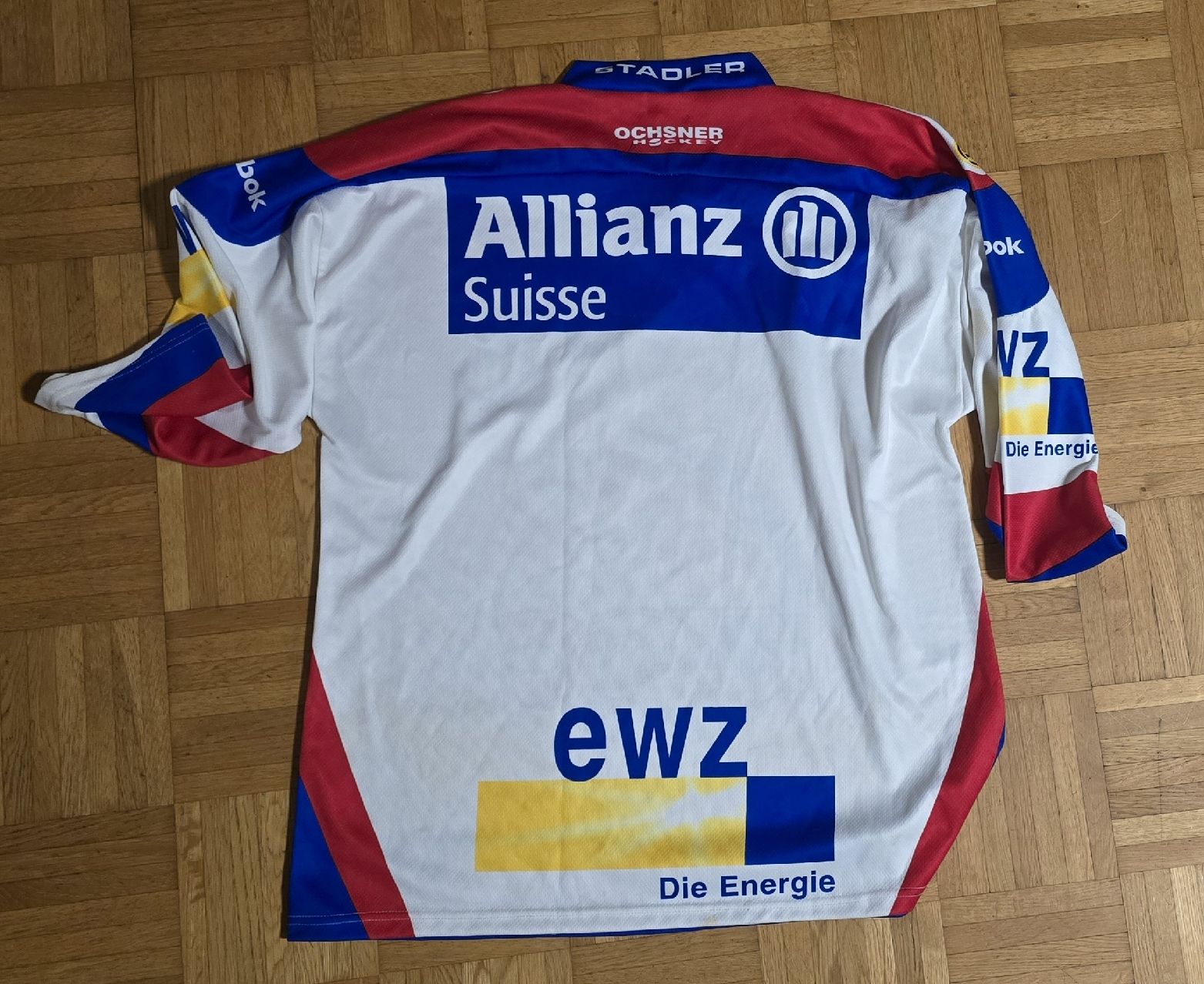 Zsc Lions Canottiere & Pantaloni: ZSC Lions Trikot – Usato da nänikon venduto da Gstibu 1