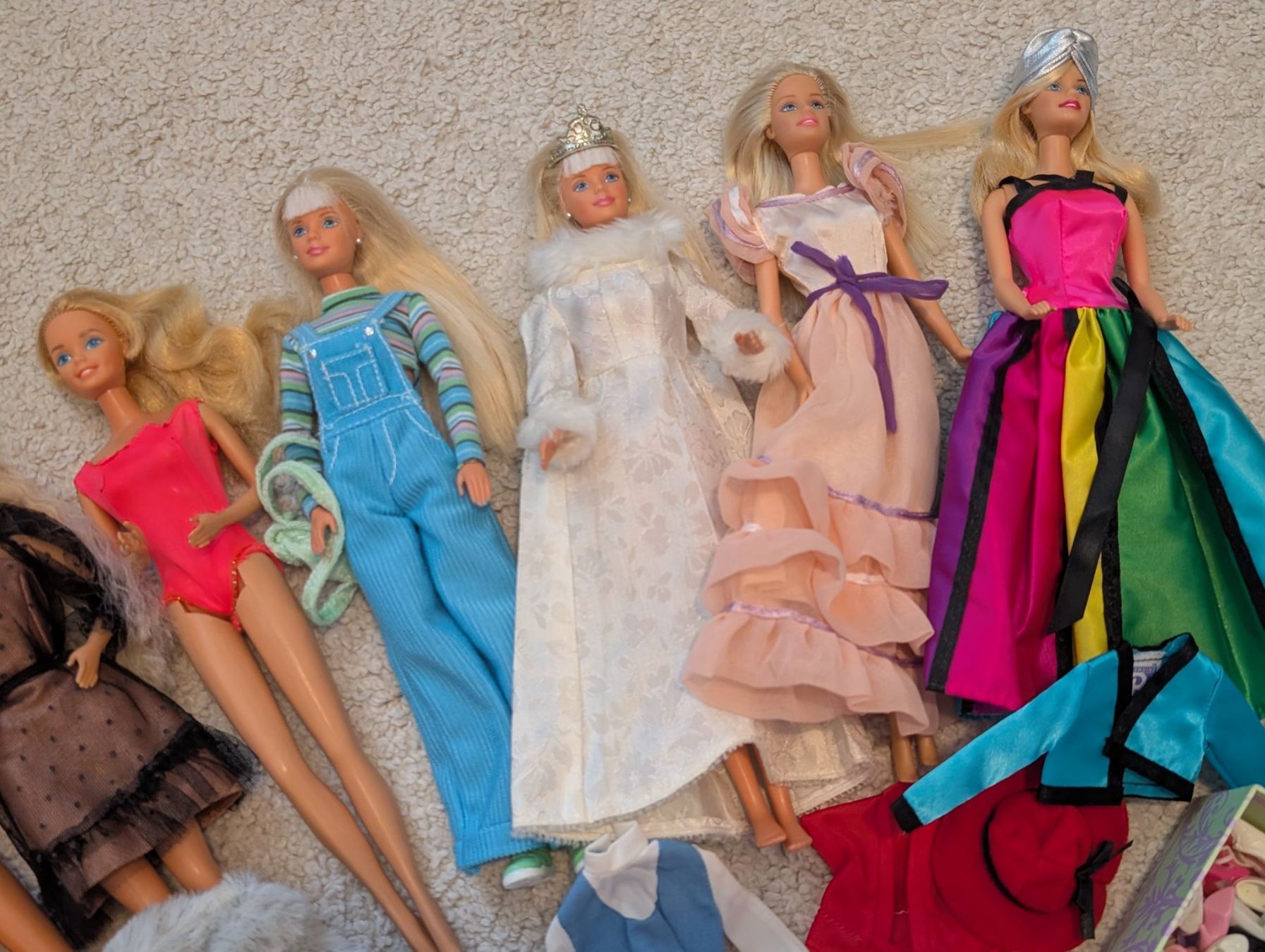 Poupées: Barbie Konvolut – D'occasion à Zürich par Elena_N 2