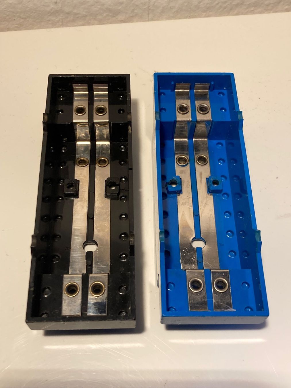 Lego Giocattoli: 2x LEGO Eisenbahn Antriebsblöcke 4V – Usato da Rombach venduto da polymerase01 3