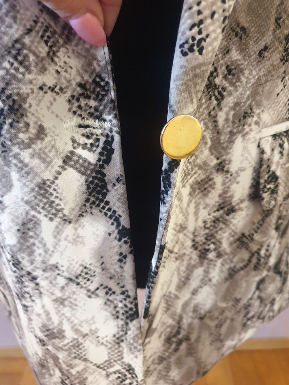 C&A Jacken: Oversize Blazer, Schlangenmuster, schwarz/grau/weiss Gr. 36 – Neu (gemäss Beschreibung) aus Neuendorf von DeSiriA 1