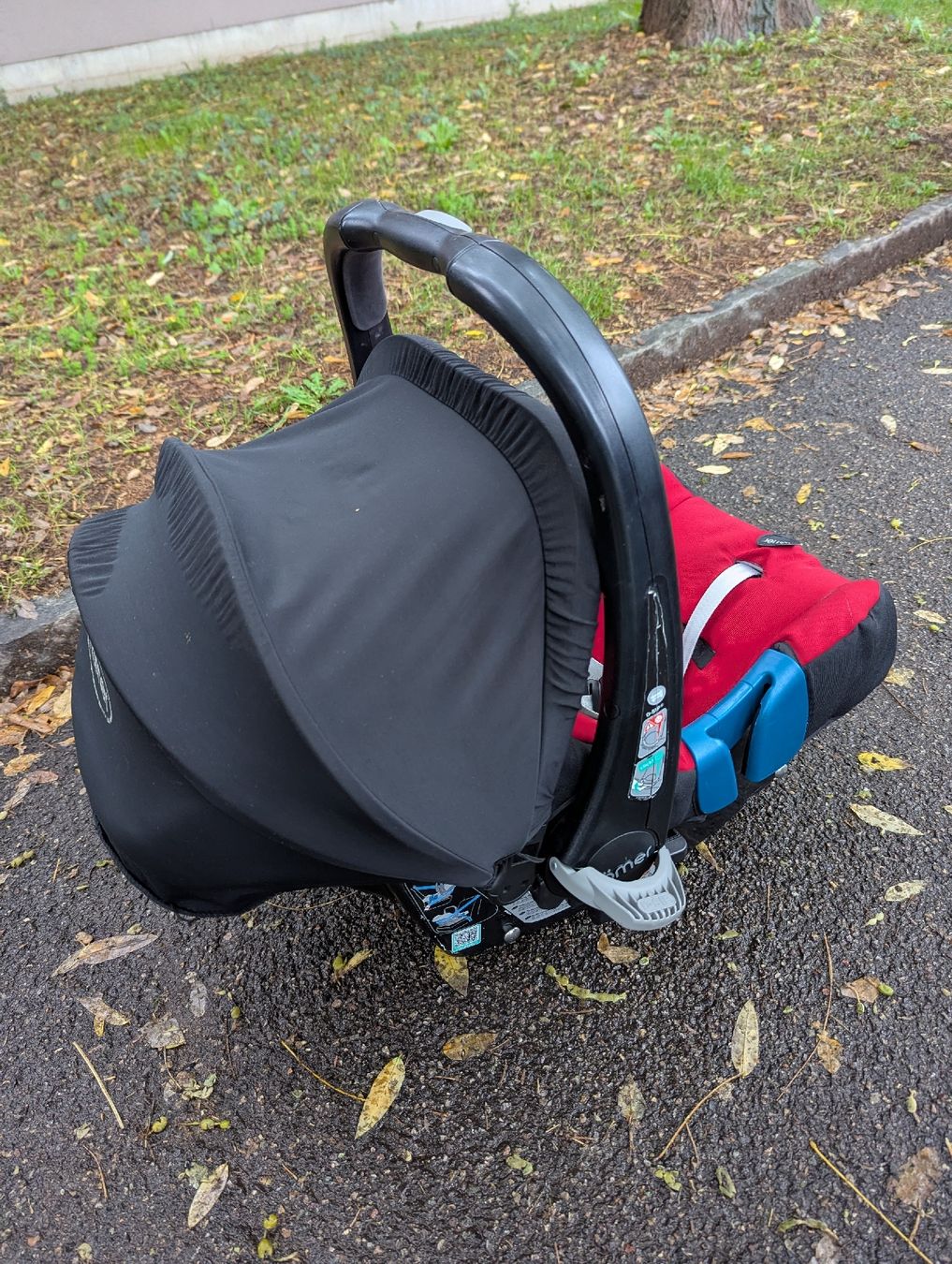 Britax Römer Seggiolini per auto: Autositz Baby Kindersitz – Usato da Muttenz venduto da cor_nln8 3