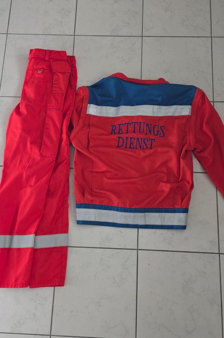 Uniformi: Rettungsdienst Uniform – Usato da Aarburg venduto da Se20