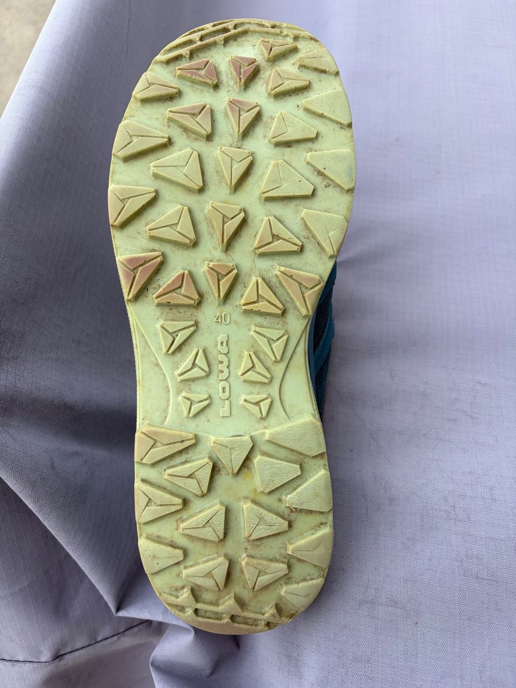 Lowa Scarpe da uomo: Wanderschuhe LOWA Grösse 40 gut erhalten – Usato da Bonstetten venduto da cerberusdvd 2