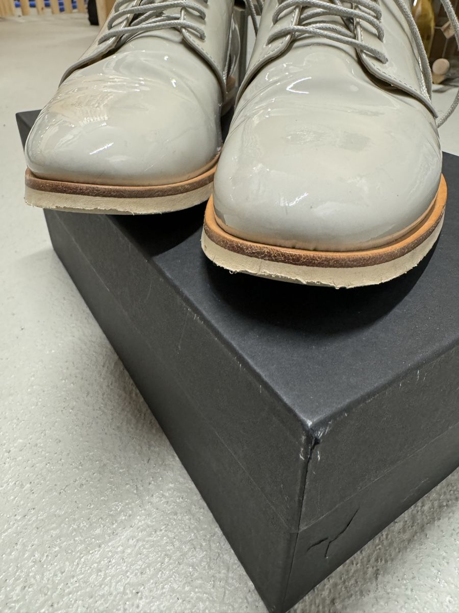Navyboot Scarpe da donna: Navyboot Schnürschuhe Gr. 38 grau – Usato da Winterthur venduto da AngiDi 1