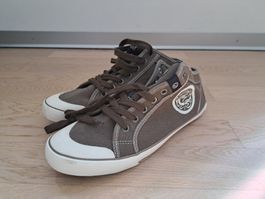 neue AM Stoff Sneaker Gr. 41, NP 39.90 Fr.