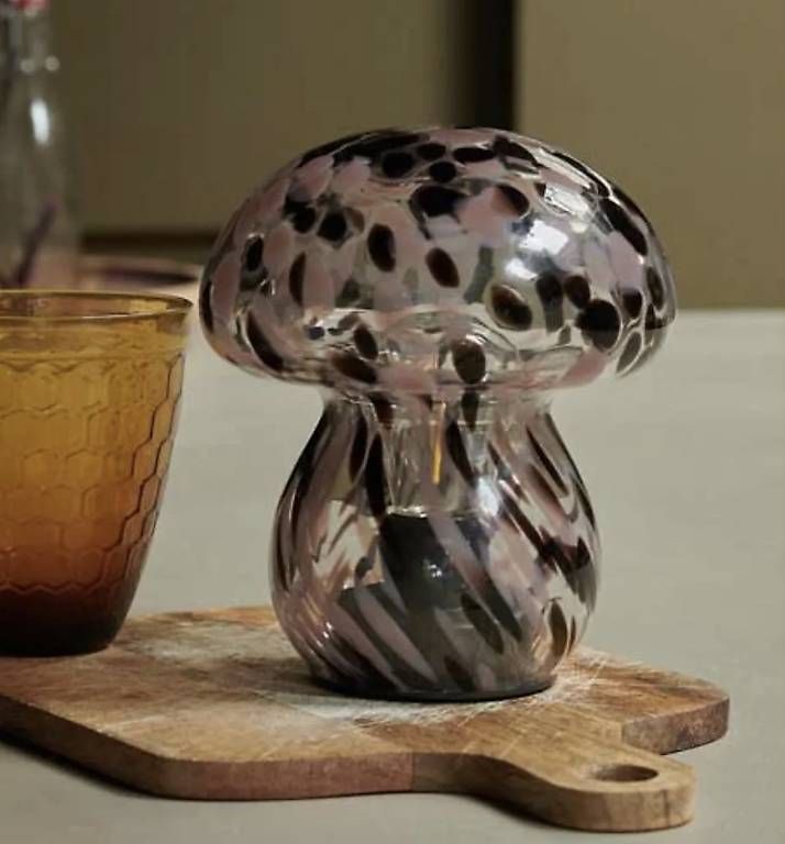 Lampade: Abigail Ahern Designer Mushroom Light – Usato da Allschwil venduto da kiirota