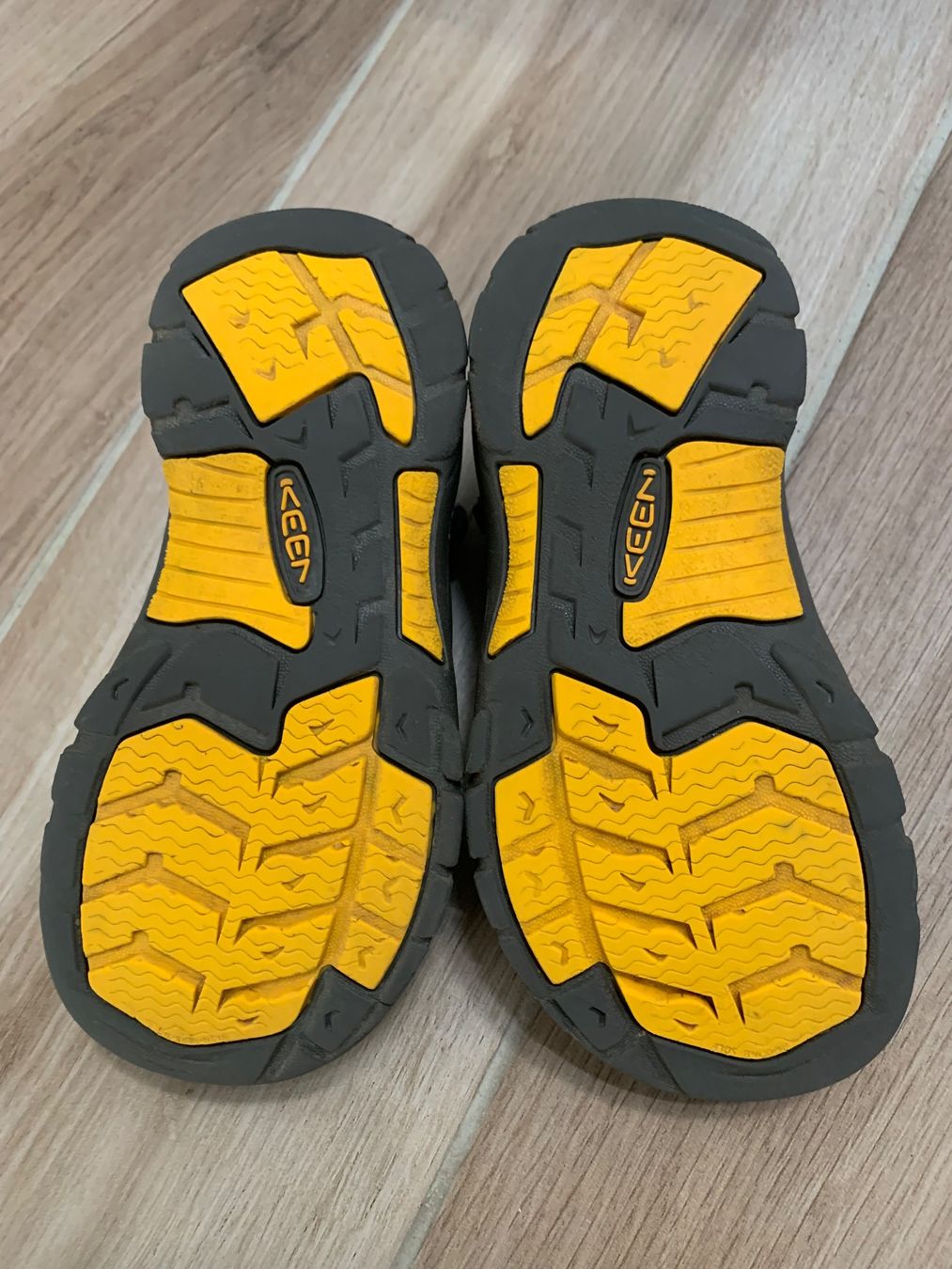 Keen Scarpe per ragazzi: Keen Sandalen Gr. 30 blau – Usato da Rudolfstetten venduto da Joyw 2