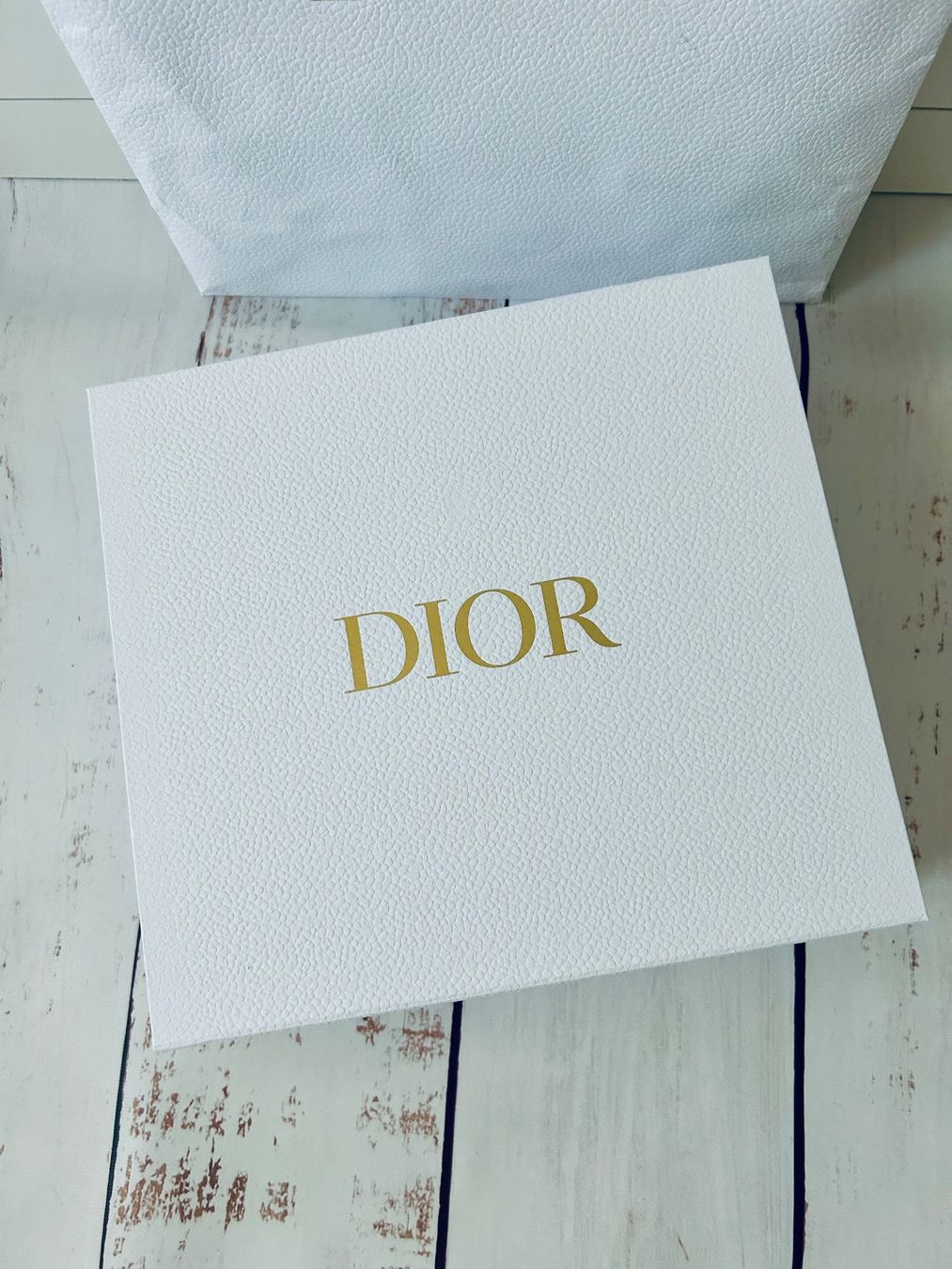Dior Altro per la casa: Box Dior + Paper bag matt leather immitation – Usato da Zürich venduto da Ferienan 1